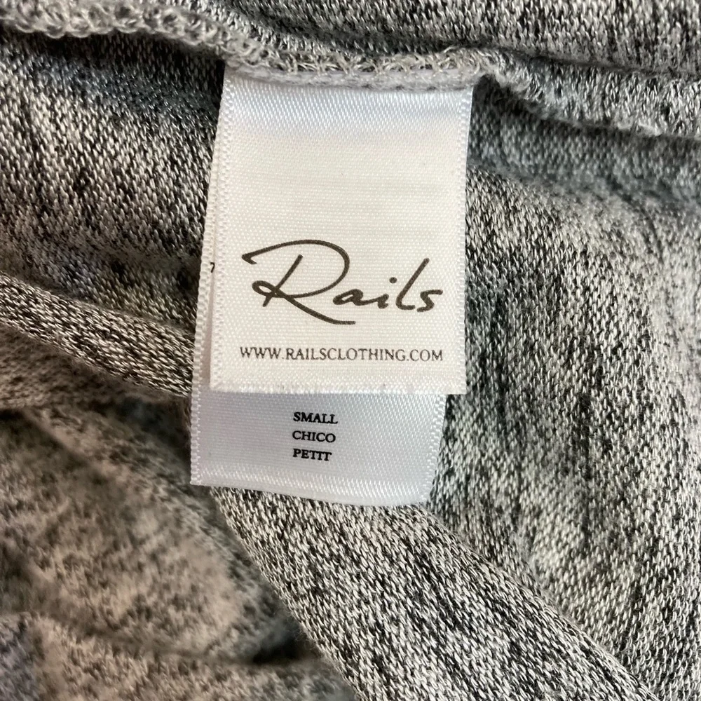 NWOT Rails Rag Hem Tee - Picture 10 of 12